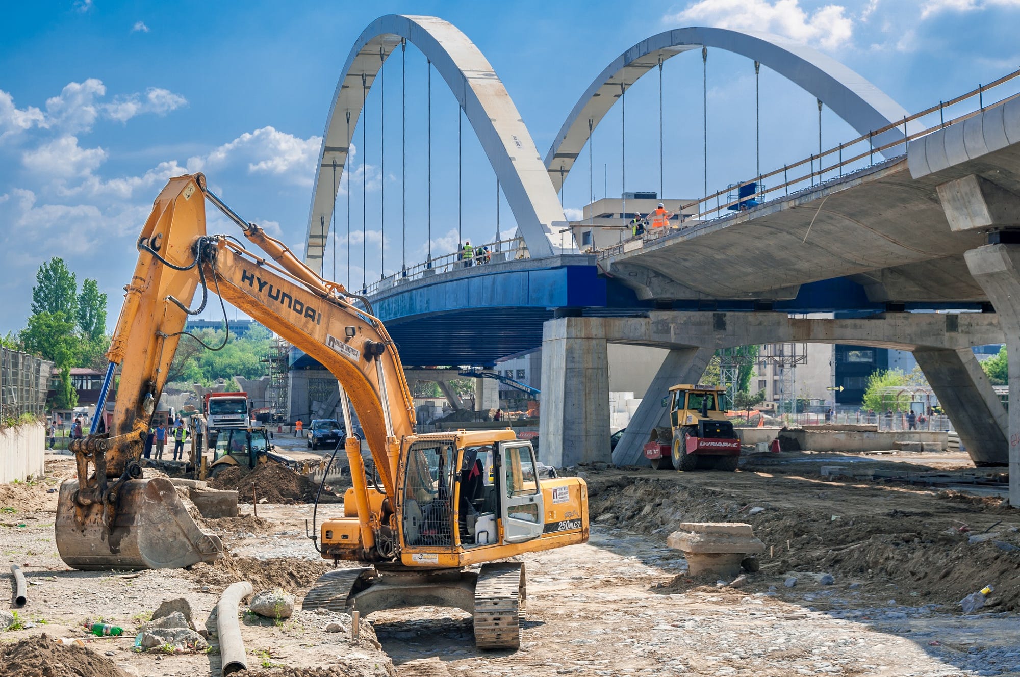 equipment-financing-for-highway-road-bridge-construction-envision